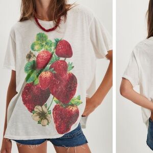 NWT Magnolia Pearl Strawberry Blooms Tee, OS